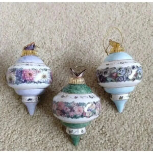 Collectible Floral Bradford Editions Lena Liu Heirloom Porcelain Christmas Ornam